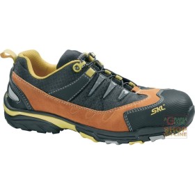 SCARPA BASSA IN CROSTA TIPO TREKKING  PUNTALE E LAMINA METAL FREE  SUOLA BICOMPONENTE GOMMA EVA TESTATA SCARPA BASSA IN CROSTA TIPO TREKKING PUNTALE E LAMINA METAL