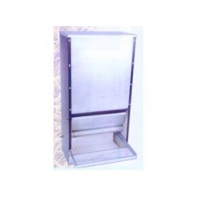 NOVITAL MANGIATOIA SELF SERVICE PER POLLI IN FERRO KG. 25 NOVITAL MANGIATOIA SELF SERVICE PER POLLI IN FERRO KG. 25
