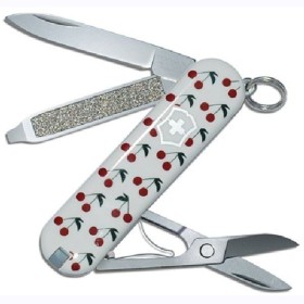 VICTORINOX CLASSIC CHERRY 0.6223.L1008 VICTORINOX CLASSIC CHERRY 0.6223.L1008