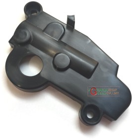COPERCHIO POMPA OLIO PER MOTOSEGA HITACHI TCS 33ED COPERCHIO POMPA OLIO PER MOTOSEGA HITACHI TCS 33ED