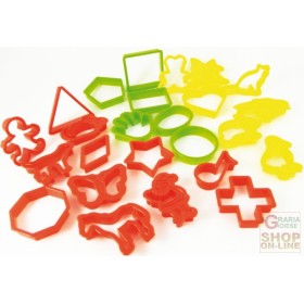 FACKELMANN 25 TAGLIABISCOTTI IN ABS FORME E COLORI ASSORTITI CONFEZIONATI IN SCATOLA TRASPARENTE FACKELMANN 25 TAGLIABISCOTTI IN ABS FORME E COLORI ASSORTITI