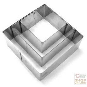 FACKELMANN COPPAPASTA 3 PEZZI QUADRATI. 6 PER 4 CM + 8 X 4 CM + 10 X 4 CM. ART. 43411 FACKELMANN COPPAPASTA 3 PEZZI QUADRATI. 6 PER 4 CM + 8 X 4 CM +