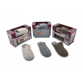 SET BORSA TERMICA E PANTOFOLA UOMO TAGLIA 41/45 COLORI ASSORTITI SET BORSA TERMICA E PANTOFOLA UOMO TAGLIA 41/45 COLORI ASSORTITI
