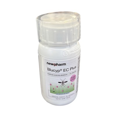 NEWPHARM BLUCYP EC PLUS INSETTICIDA ACARICIDA LIQUIDO A BASE DI Cipermetrina E Geraniolo ML. 250